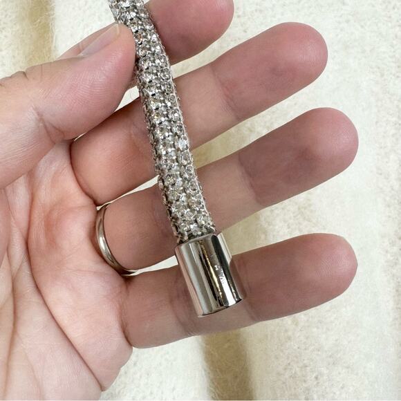 ROCHA ROMA Straight Neck Rhinestone Bow Off-The-Shoulder Alpaca Sweater Cream - Picture 10 of 15